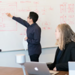 Darbų sauga mokymai: kodėl jie būtini kiekvienai įmonei?